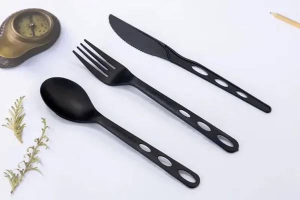 How do I know if my utensils are compostable?